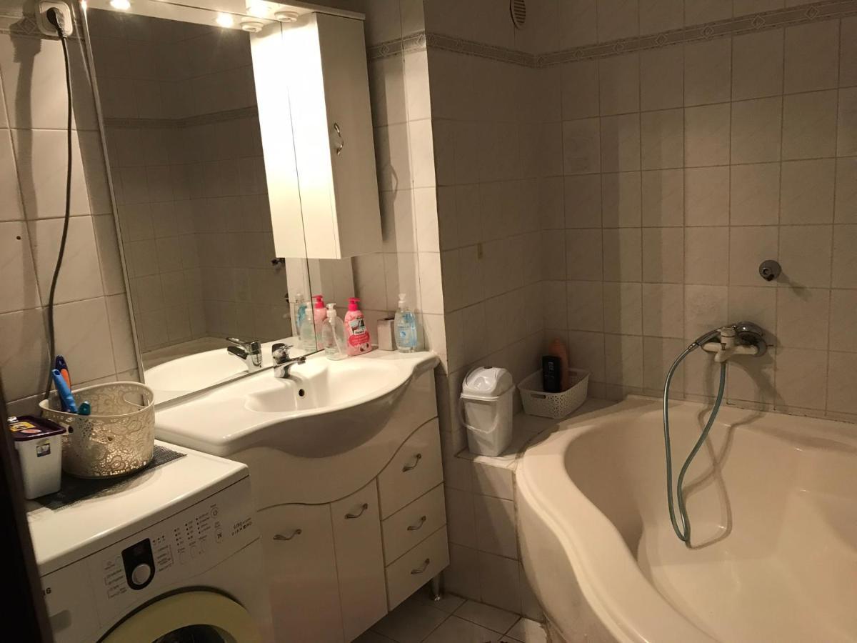 Lilla Vendeglakas Zalaegerszeg Sziveben Apartment Ngoại thất bức ảnh