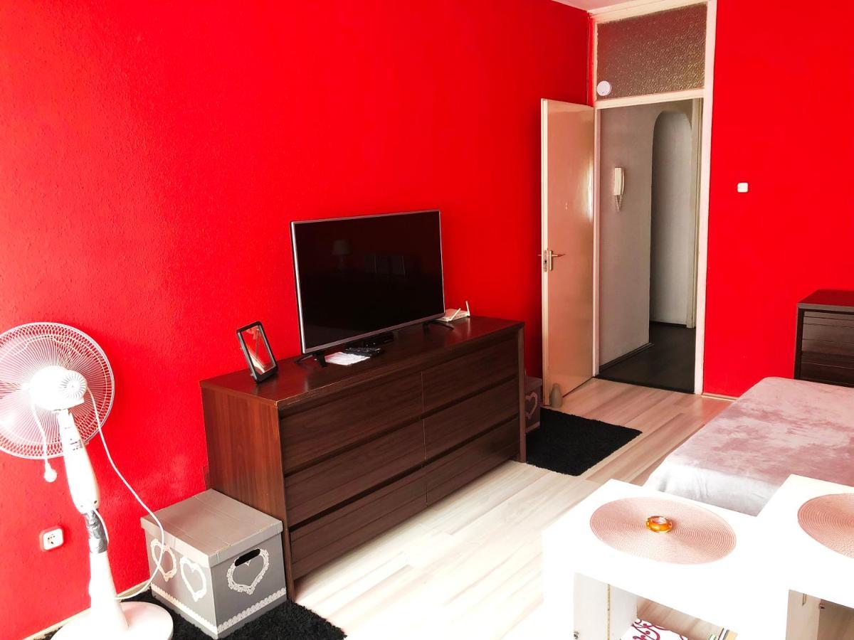 Lilla Vendeglakas Zalaegerszeg Sziveben Apartment Ngoại thất bức ảnh